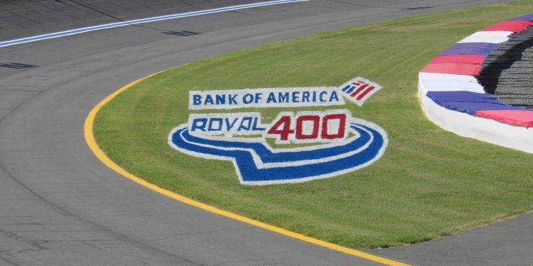 3D Painted Logos Nascar Bank Of America Royal 400