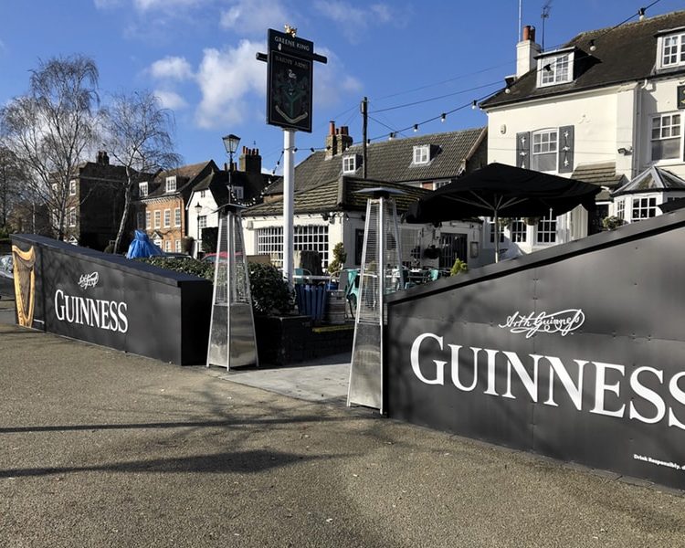 Bar Branding Guinness Pubs Exterior