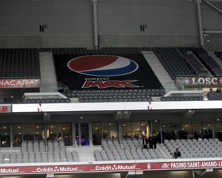 Seat Exposure Banners Pepsi Max Detail