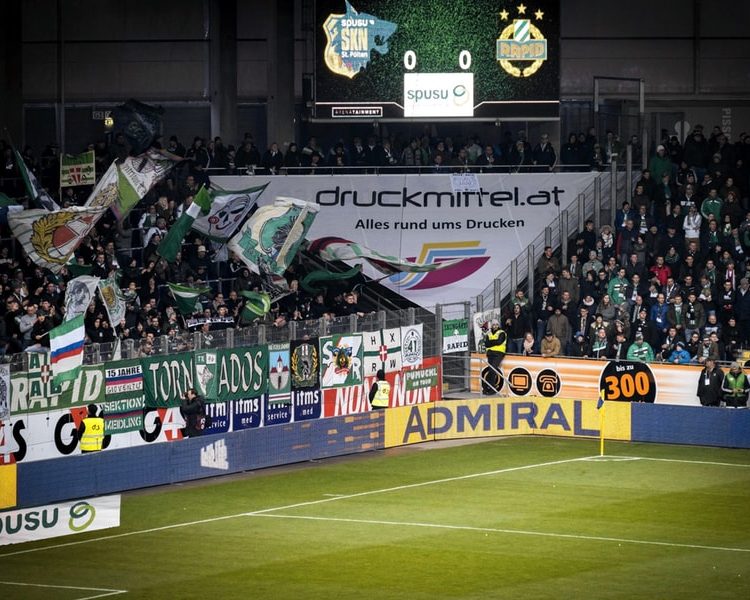 Stadium Banner Druckmittel.at 3D Canopy